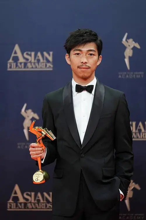 章宇:不走寻常路的实力派演员,沉默中的亮剑者