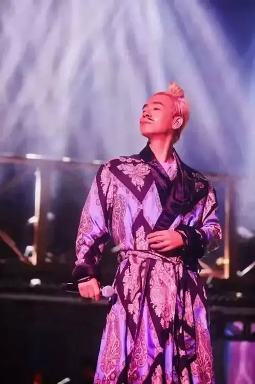 陈小春厦门演唱会!邀你解锁角色盲盒→_演出_舞台_巡回