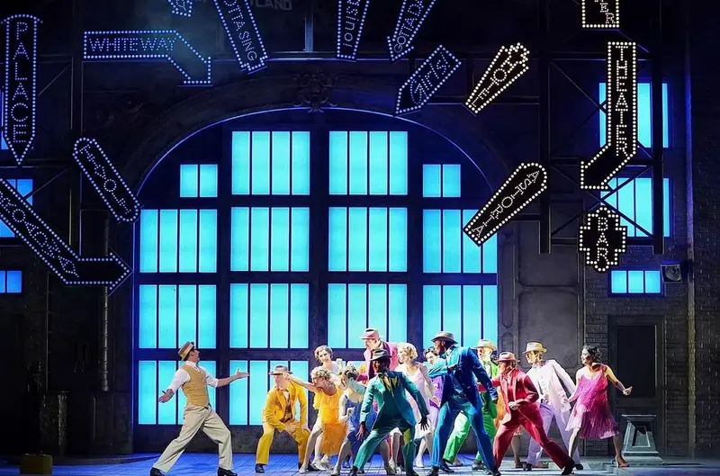 伦敦西区原版音乐剧《雨中曲》在京上演