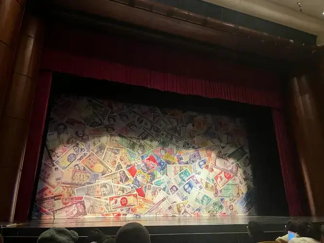 《乌龙山伯爵》真的超赞