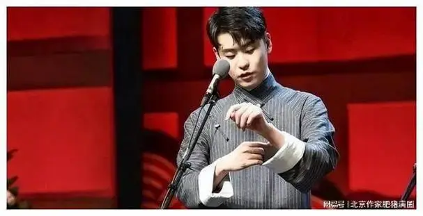 张云雷再度接受媒体采访,自我介绍去掉了德云社,去掉了演员标签|相声
