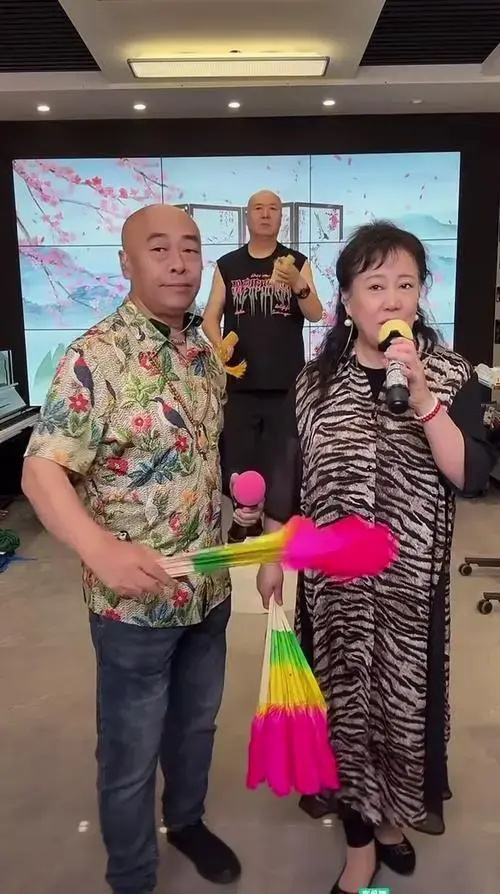 老艺人松涛,王燕,实力唱将倾情献唱