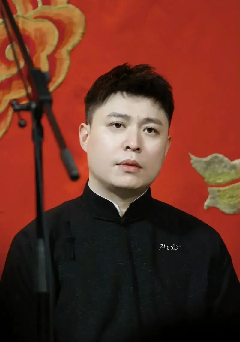 德云社 #李鹤东 #大褂 谁家公子 世无双 #清冷感 - 抖音
