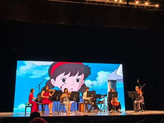 《天空之城》音乐会很好听!