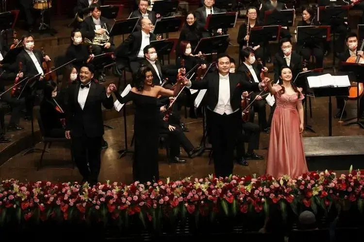 中央歌剧院《2023新年音乐会》奏响新年的美妙乐章_观众_演出_剧场