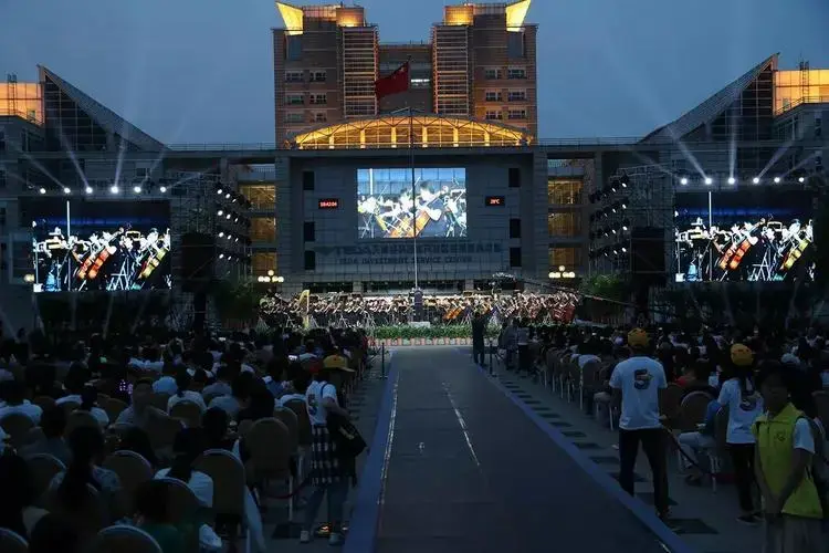 天交三场音乐盛宴繁华夏日津城,丰富市民多彩夜生活_演出