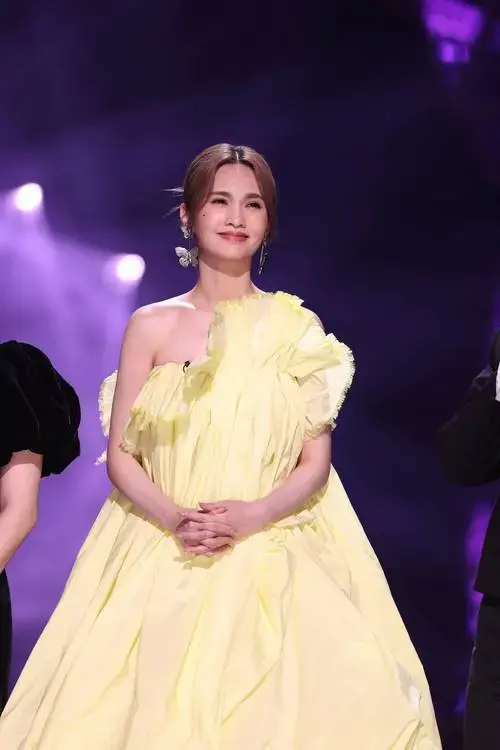 杨丞琳回应《歌手2024》排名倒数 汪苏泷期待观众看到不一样的他