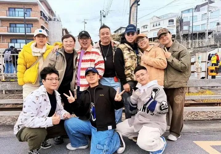 德云社郭德纲日本巡演,参加媒体记者会,越在国外说相声越好演