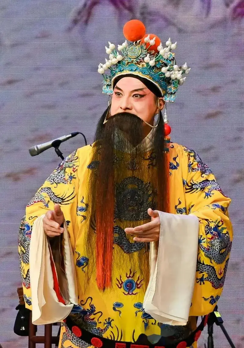 梨园响春曲,国粹绽芳华——