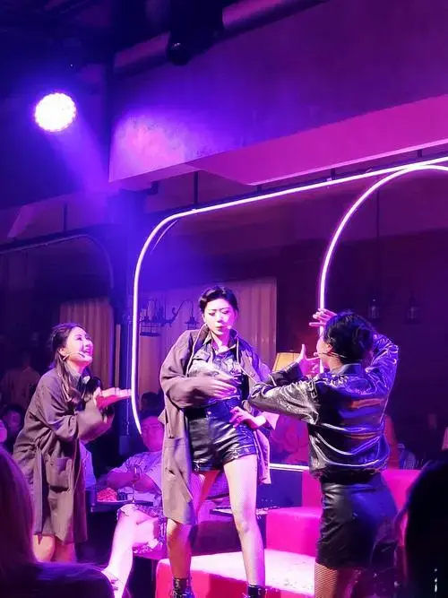 沉浸式观剧体验,舞美唱功绝了!无脑冲冲冲❗️