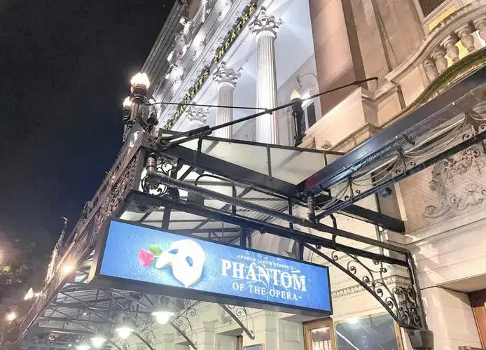 🎭 伦敦西区《歌剧魅影》观演指南 🎭