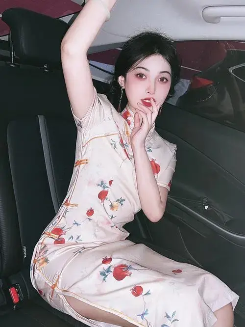 hello西关小姐好美复古画报妆造太欲了