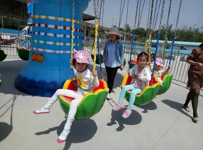 游戏----点亮快乐童年 亲子游:天鹅湖之行