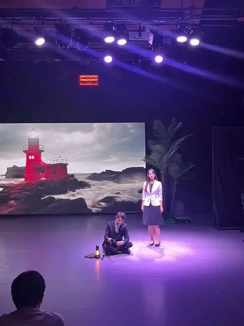 西安的!沉浸式话剧!好看死了!
