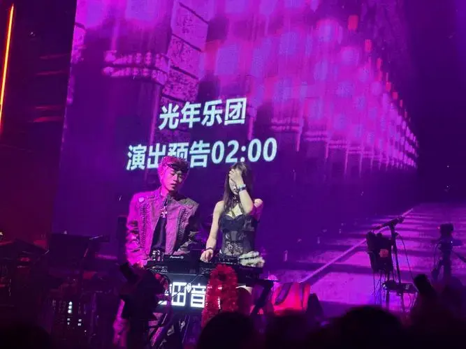 氛围超好的live house!我的快乐