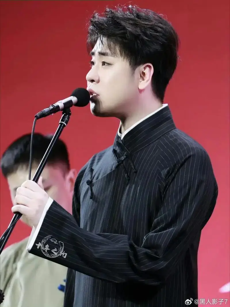 德云社 #张云雷杨九郎太原十周年专场 祝九辩儿十周年快乐@ - 抖音