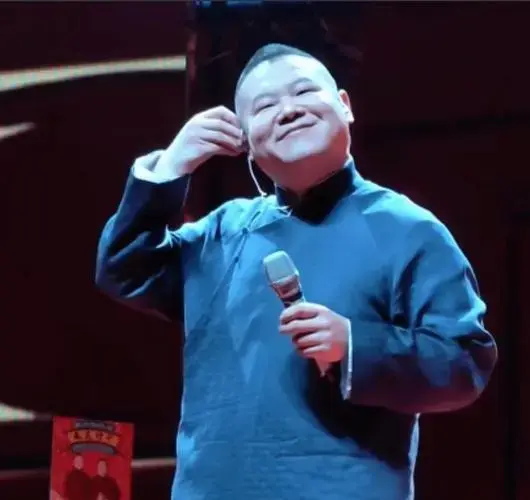 岳云鹏郑州跨年演出遇堵车,力证未过气深情献唱引全场共鸣!