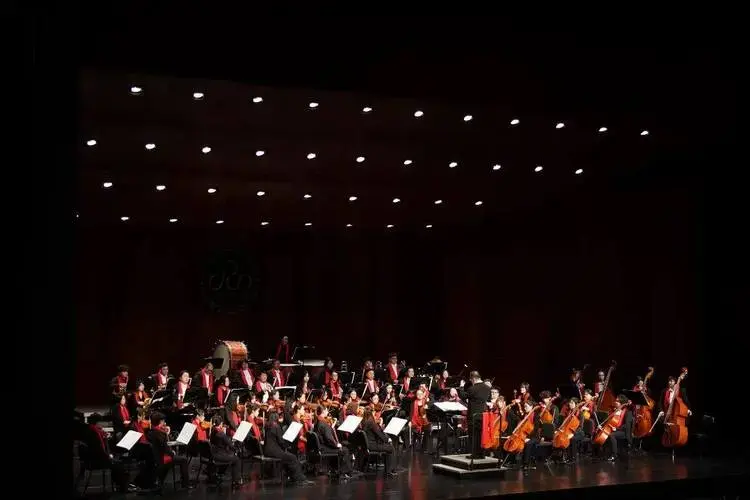 *上下演出阵容东莞市爱乐乐团2024乐季开幕音乐会