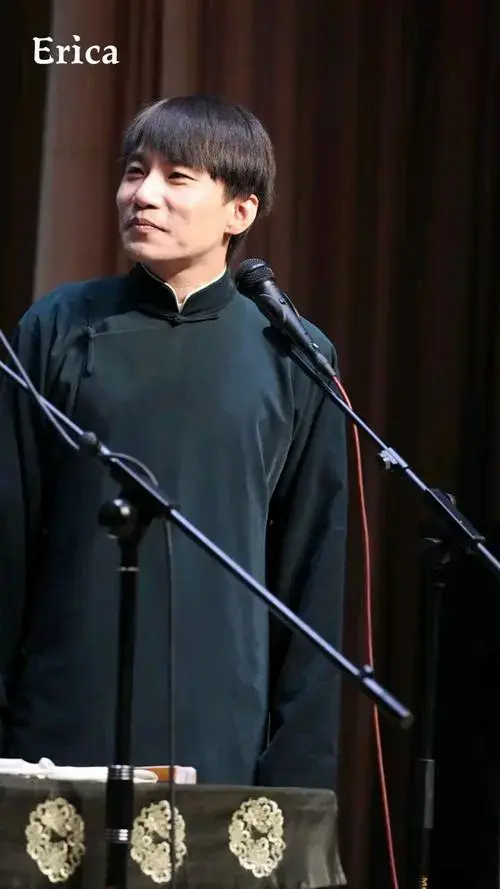 何九华:你在哪吃的甑糕 四哥:在北京