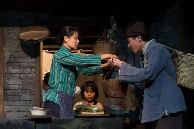 夏衍诞辰120周年,话剧《上海屋檐下》即将经典归来