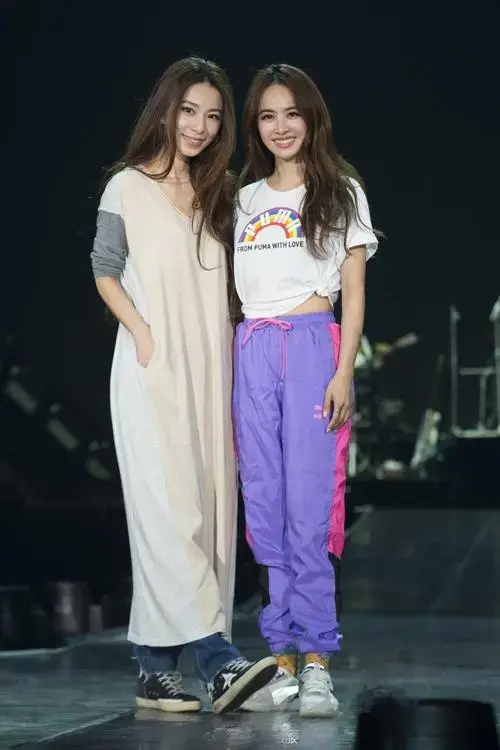 田馥甄助阵蔡依林高雄演唱会,从彩排到现场,两个人的状态都保持的太好
