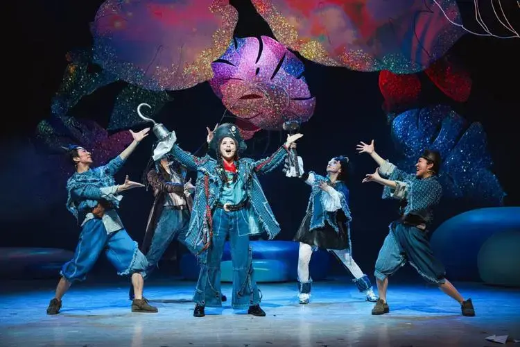 北京儿艺新剧彼得潘首演大小观众直呼有点酷