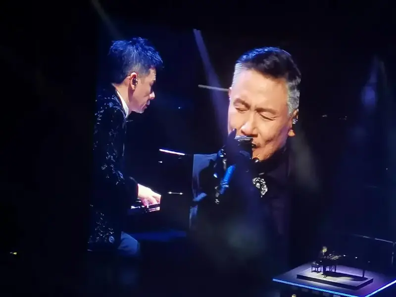 张学友成都演唱会天王有很多,歌神只有一个期待你的下一个 - 抖音