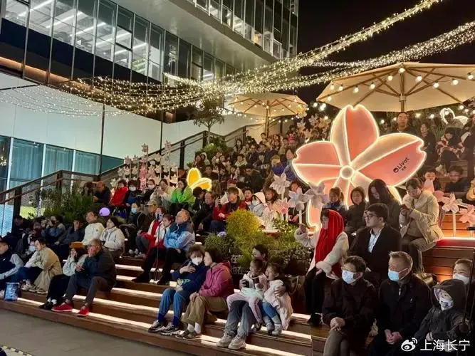 上海荟聚这场露天音乐会