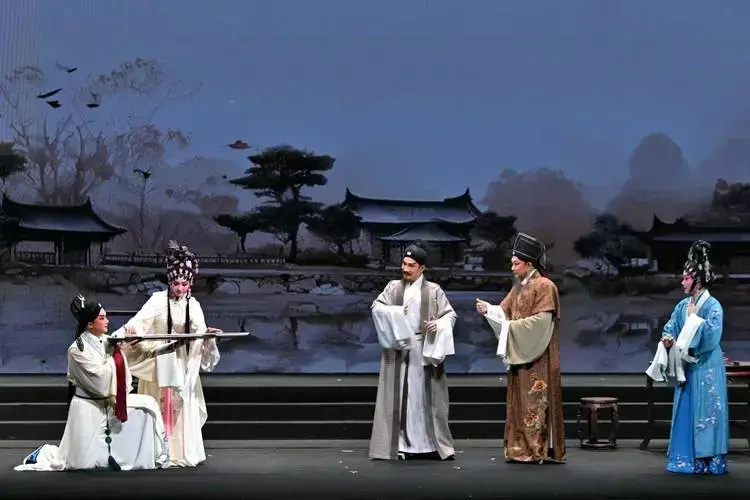 搬上粤剧舞台,新编粤剧《白门柳·董小宛》在穗公演_传统_文化_中山市