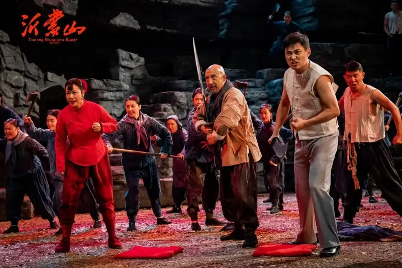 一票难求!歌剧电影《沂蒙山》首映 情节感人引全场泪奔