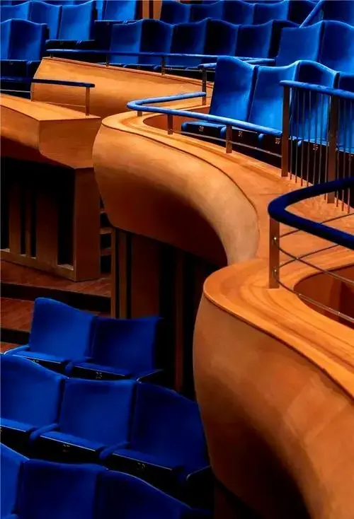 上音歌剧院:现代建筑与艺术的完美结合