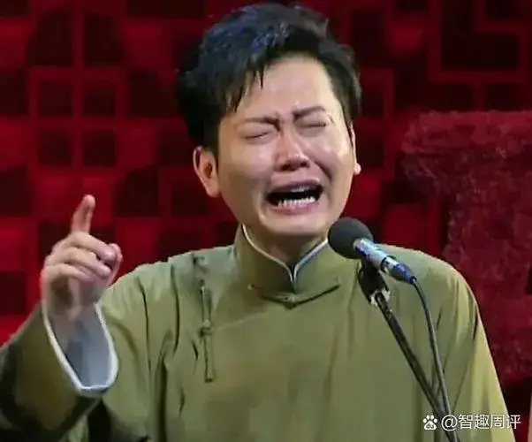 周九良剃光头,德云社众角儿炸开锅 德云社艺人周九良剃光头,引发了