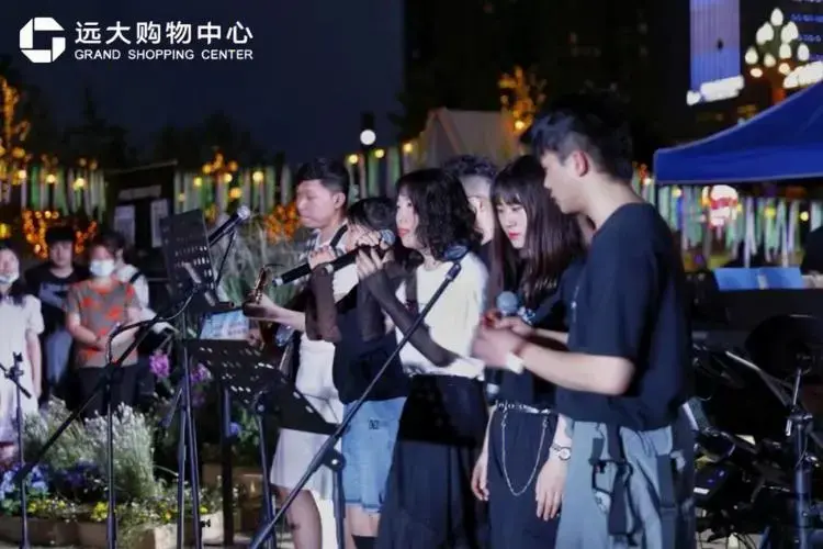 🎸「草坪音乐会」唱响初夏快乐🔆「童心市集」体验趣味公益🛍