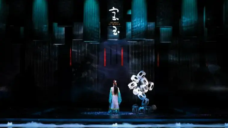 极致东方美学重构红楼梦境原创音乐剧《宝玉》以