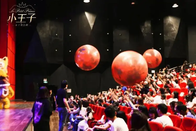 购票二维码国际现象级音乐剧《芝加哥》海口站👉国际现象级音乐剧