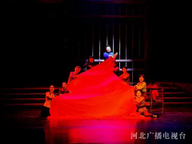 大型红色经典歌剧《江姐》在唐山上演