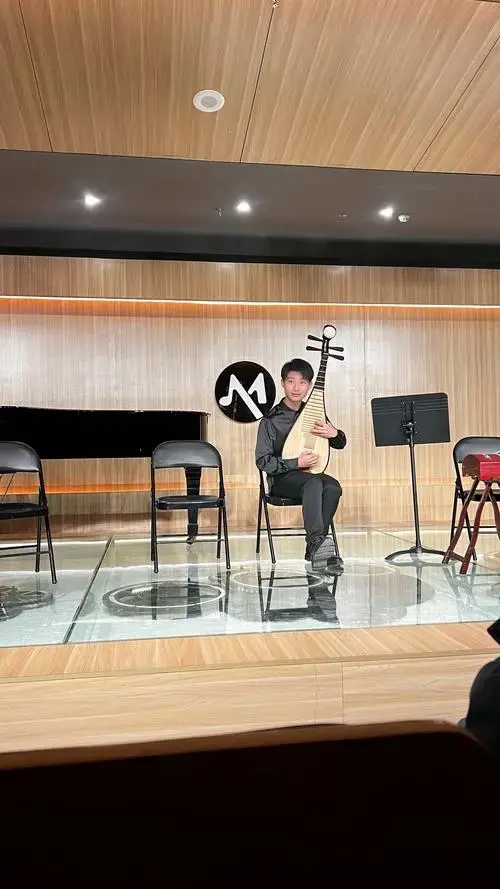 以第一场民乐演出开启🔛,现场感受了民乐演奏的独特魅力,古筝,阮