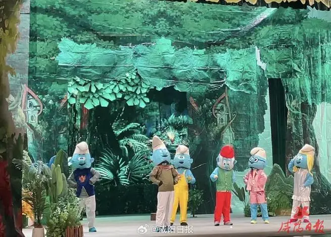 经典启蒙儿童剧《蓝精灵之精灵冒险》在此华丽登场,引领观众身临其境