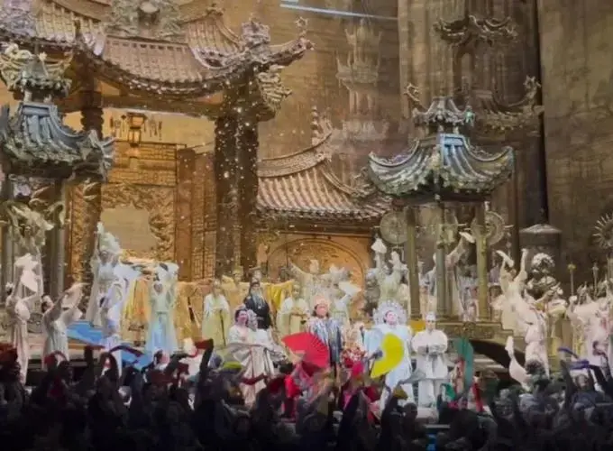 《图兰朵》观感 终于看了一场歌剧《图兰朵》 据说是6部必看的歌剧