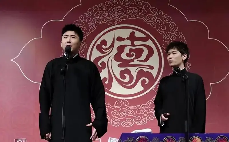 德云社济南站商演圆满成功!台下观众座无虚席,现场火爆!