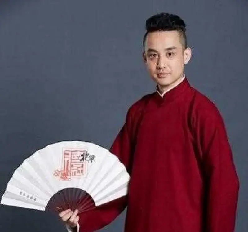 德云社的侯鹤廉退出德云社,额,这个侯鹤廉是谁啊?