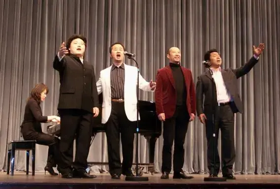 上海歌剧院来校举办歌剧赏析专场演出