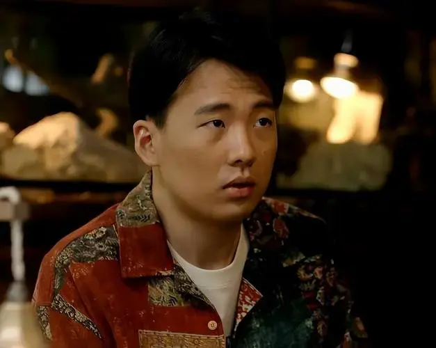 郭麒麟现在为什么不说相声了,而去拍戏了?
