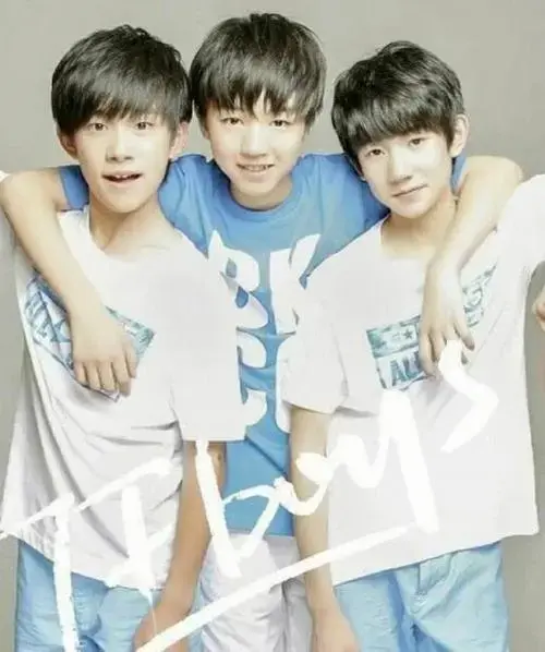 tfboys演唱会彩排细节曝光?三小只从场馆出来看粉丝,太懂宠粉了