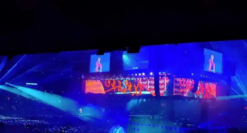 华晨宇火星演唱会:震撼与感动的夜晚