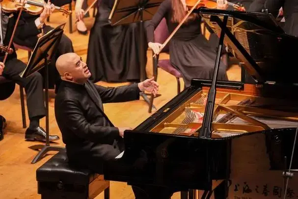 第39届上海之春国际音乐节开幕演出奏响时代最强音
