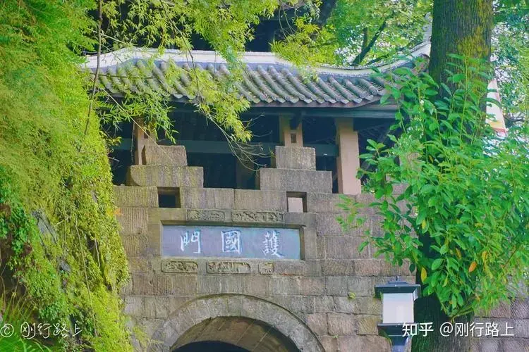 重庆钓鱼城的故事,不仅是一场持续36年的战争,更是一首史诗 - 知乎