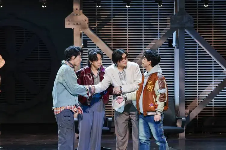 开心麻花舞台剧《青春之城》首演_观众_深圳_科技