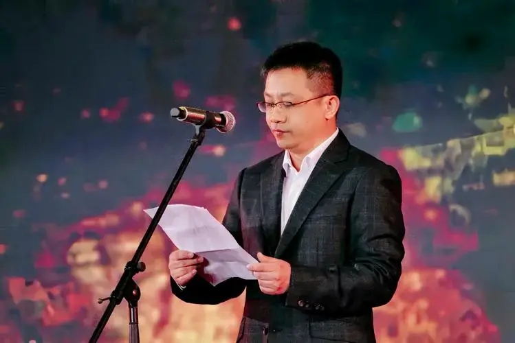 国家话剧院新剧下月首演 张艺兴饰两角述别young敦煌