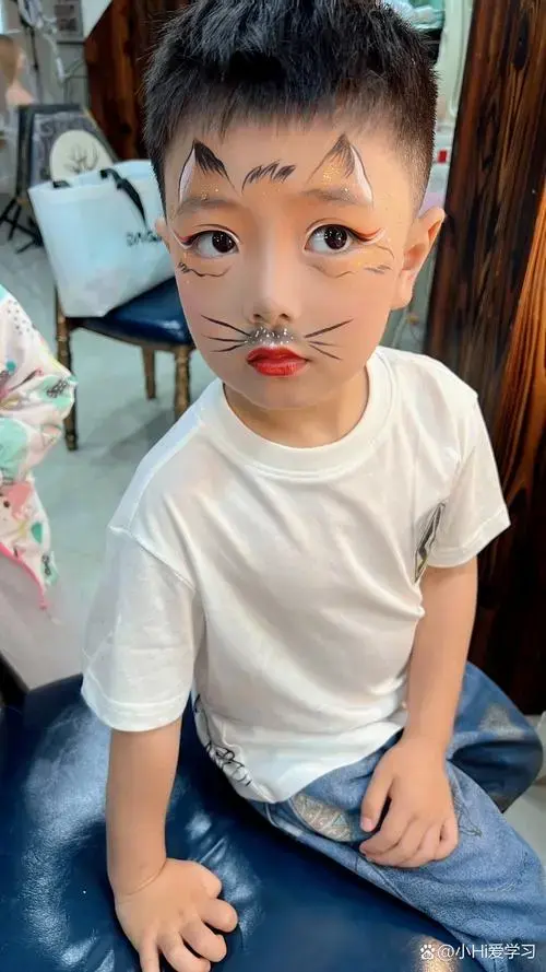 儿童彩绘小狐狸舞台妆